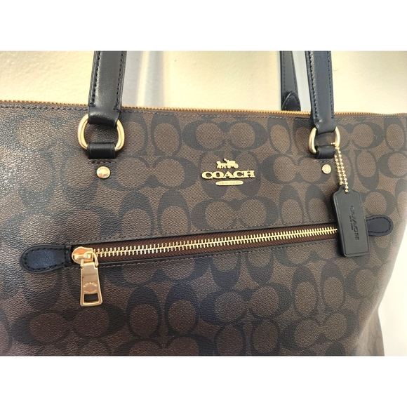 EUC! Coach Gallery Tote Signature Canvas in Brown/Black - Picture 2 of 16